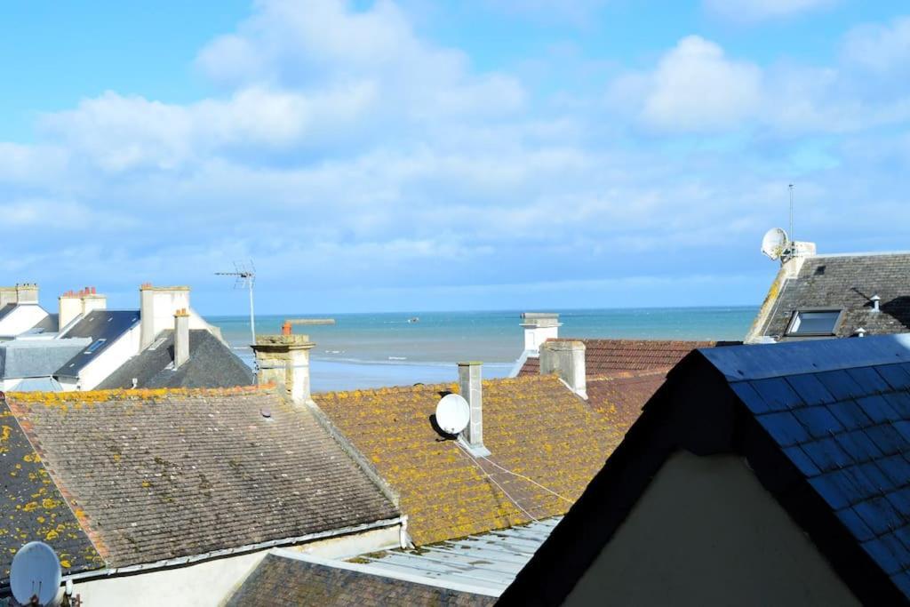 Le Joffre - Studio Sur La Digue En Centre Ville Arromanches-les-Bains Exterior photo